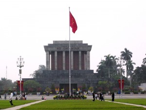 Ho_Chi_Minh_Mausoleum_2006