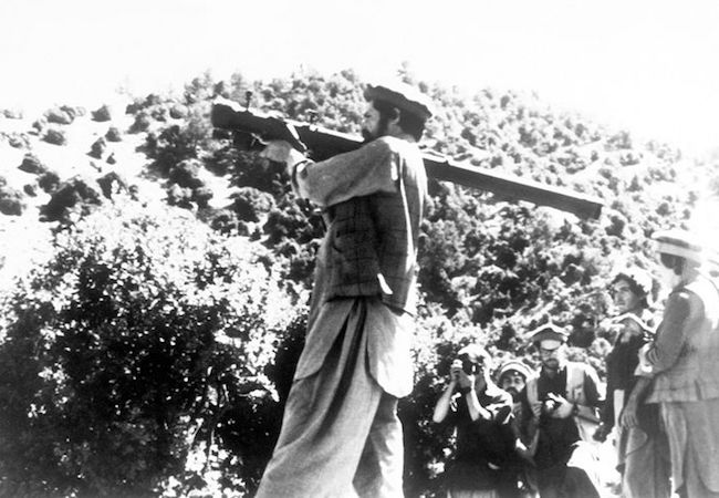 A mujahideen resistance fighter shoots an SA-7, 1988. (Photo: Courtesy of WikiCommons)